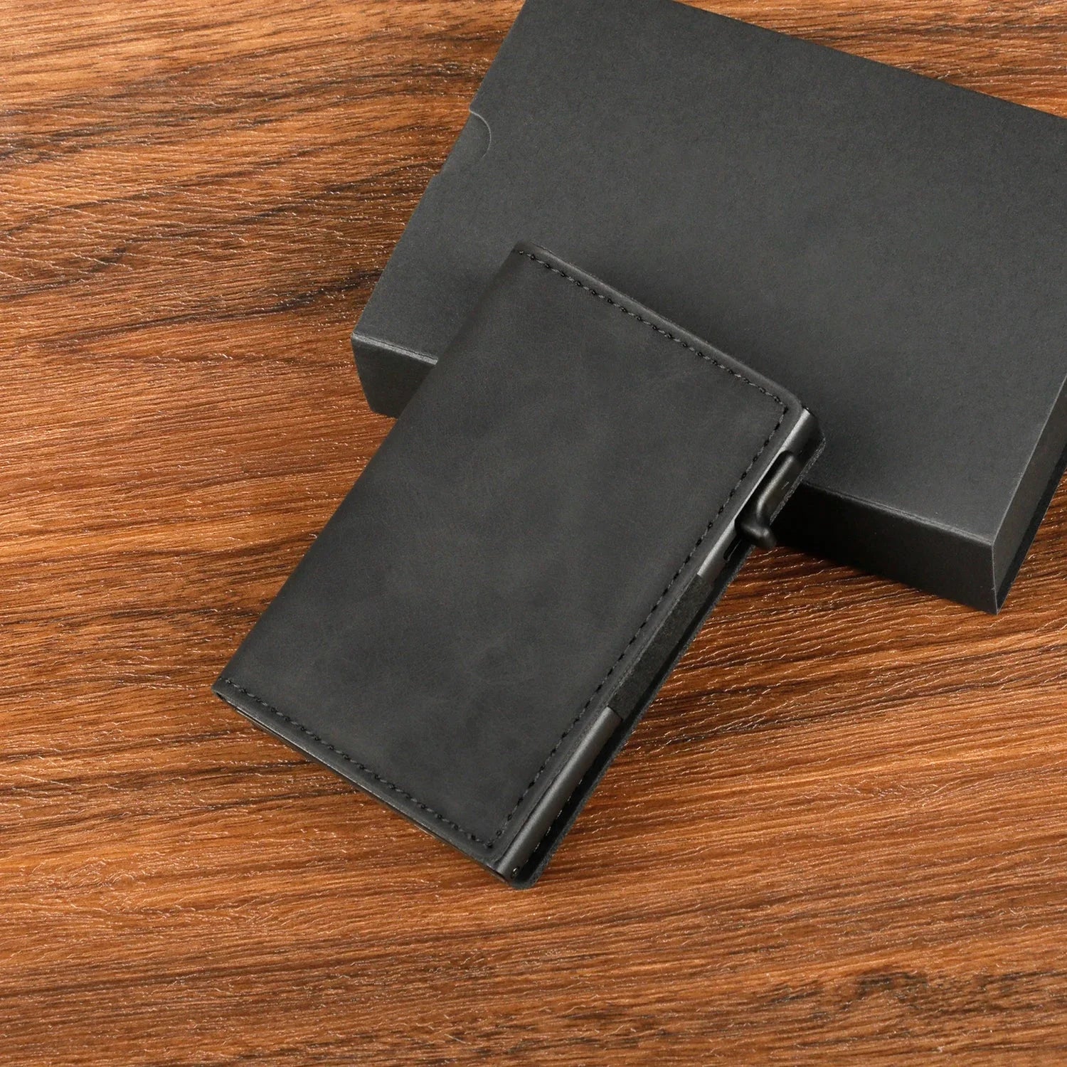 Porte Cartes Homme Support Airtag 573.jpg